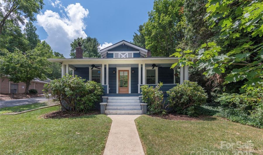 148 Mimosa Dr, Asheville, NC 28806 - 2 Beds, 2 Bath