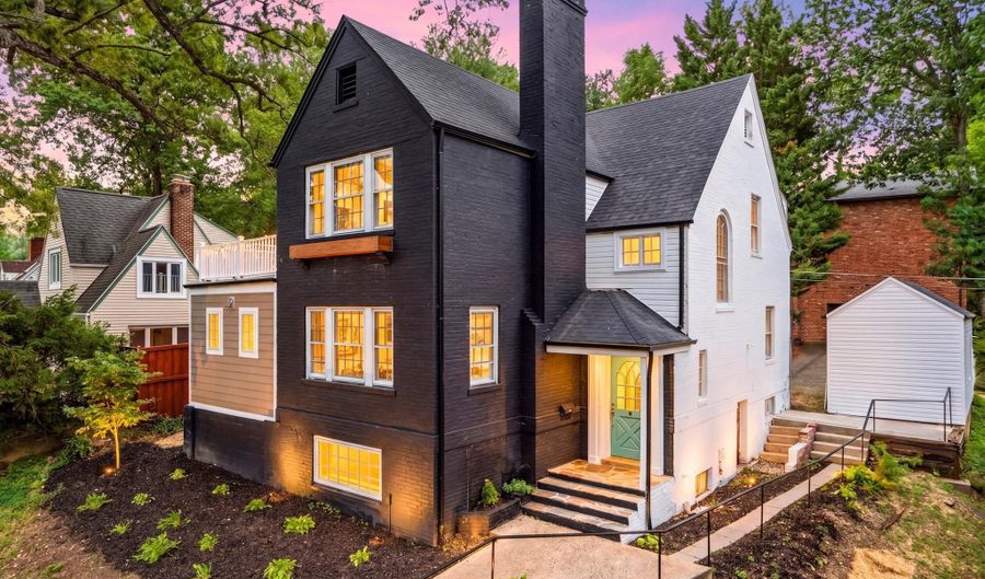 1006 26TH St S, Arlington, VA 22202 - 5 Beds, 5 Bath