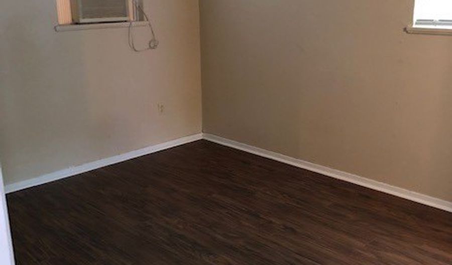 2810 Russell Ave, Abilene, TX 79605 - 2 Beds, 1 Bath