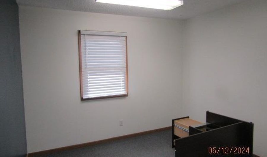 2332 EASTERN Ave, Davenport, IA 52803 - 0 Beds, 0 Bath