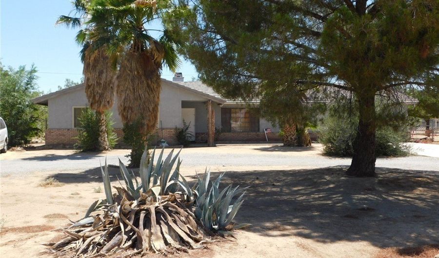 20049 Serrano Rd, Apple Valley, CA 92307 - 3 Beds, 2 Bath