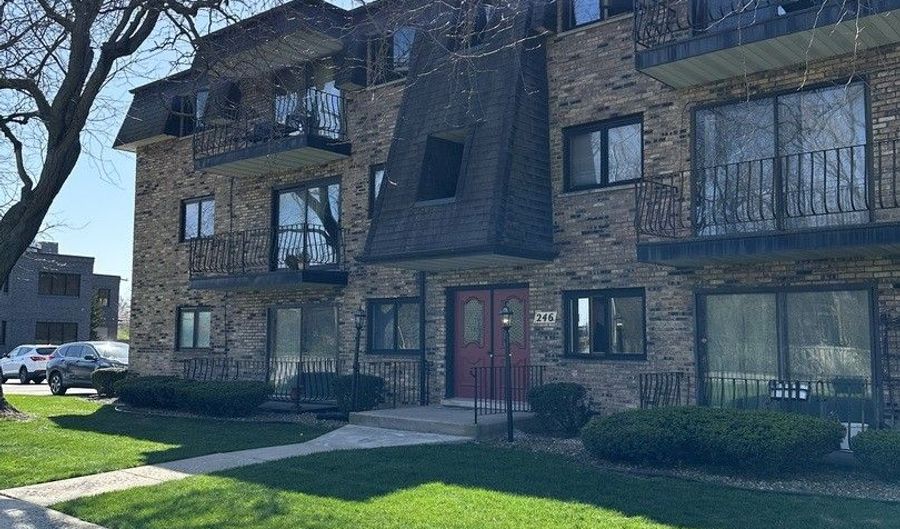 246 Vollmer Rd C3, Chicago Heights, IL 60411 - 2 Beds, 1 Bath