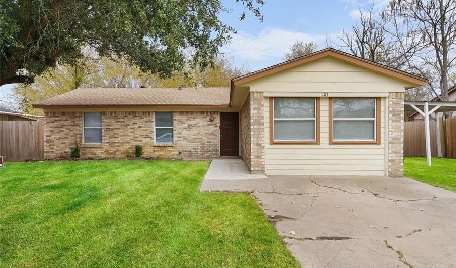 103 Lorie St, Alvarado, TX 76009 - 3 Beds, 1 Bath