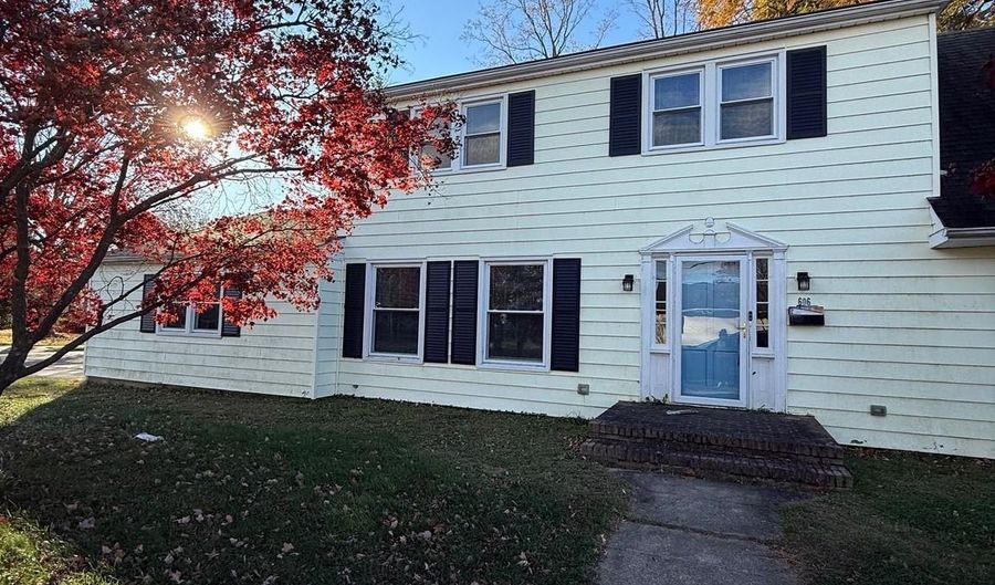 606 WYOMING Ave, Dover, DE 19904 - 4 Beds, 3 Bath
