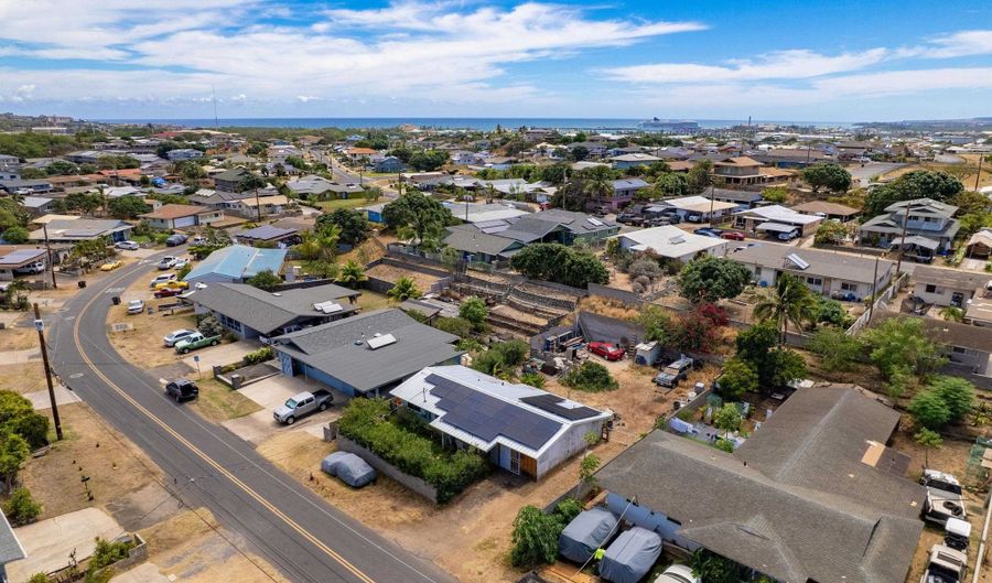 307 Naholo Cir, Kahului, HI 96732 - 3 Beds, 2 Bath