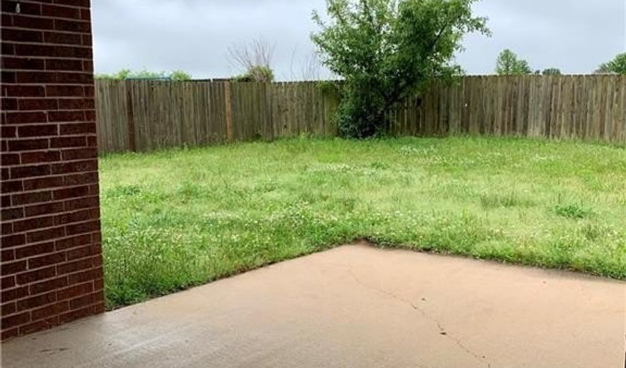 2313 SW 17th St, Bentonville, AR 72712 - 3 Beds, 2 Bath