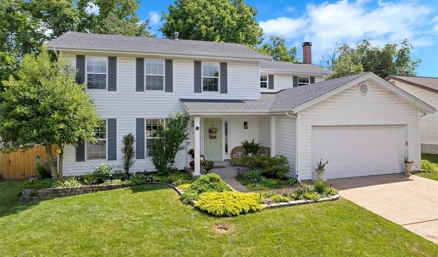 108 Tara Ridge Ct, Ballwin, MO 63021 - 4 Beds, 3 Bath