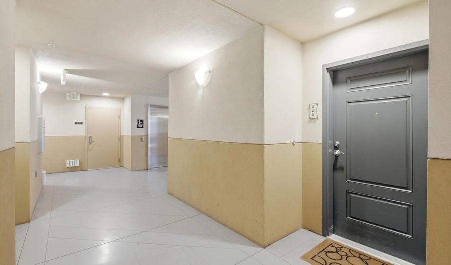 3887 Pell Pl 325, San Diego, CA 92130 - 1 Beds, 1 Bath