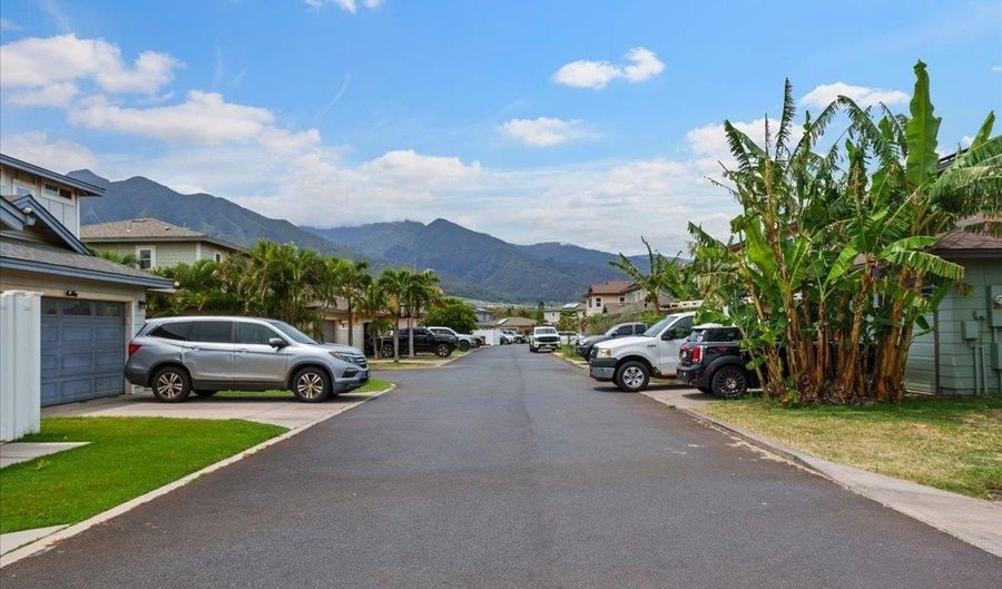 214 Alake St, Kahului, HI 96732 - 3 Beds, 3 Bath