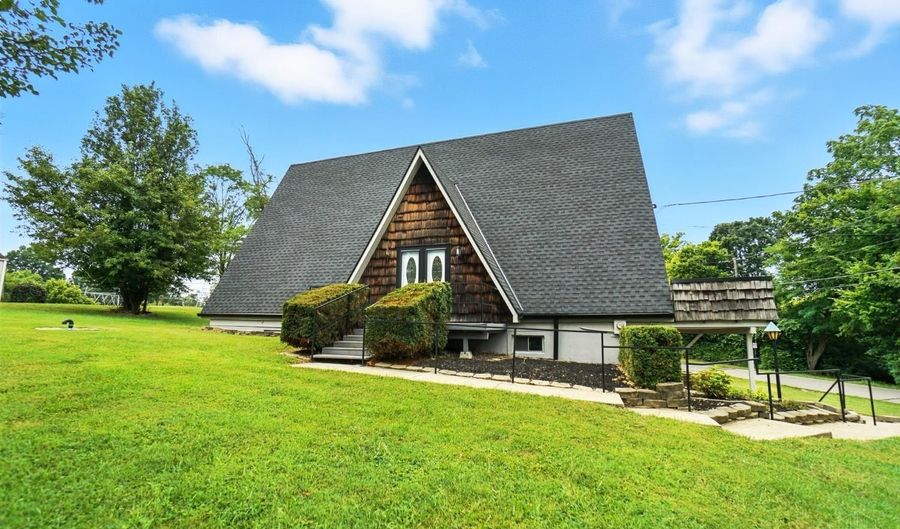 3810 Tower Rd, Cincinnati, OH 45248 - 2 Beds, 3 Bath