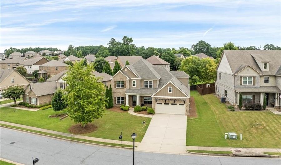 662 BANBURY St, Auburn, AL 36832 - 6 Beds, 4 Bath