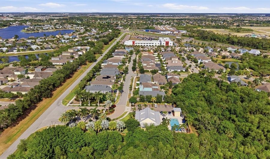 725 WINTERSIDE Dr, Apollo Beach, FL 33572 - 3 Beds, 2 Bath