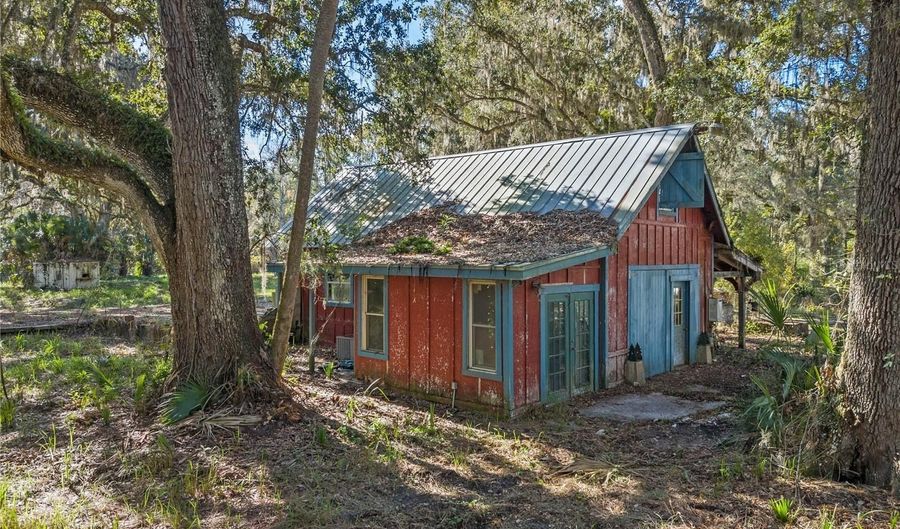 13524 CORKWOOD Ln, Astatula, FL 34705 - 2 Beds, 1 Bath