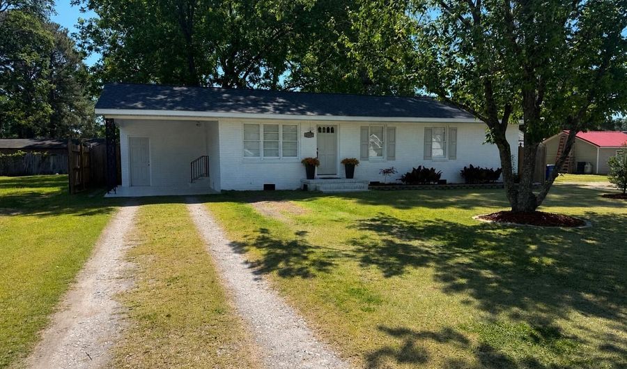 4155 Lee St, Ayden, NC 28513 - 3 Beds, 2 Bath