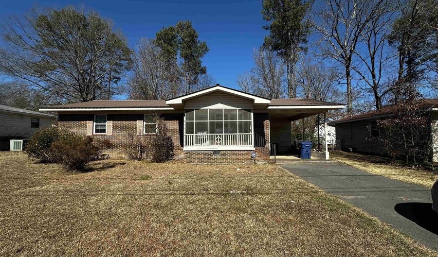 1009 Cornelia Cir, Attalla, AL 35954 - 3 Beds, 2 Bath