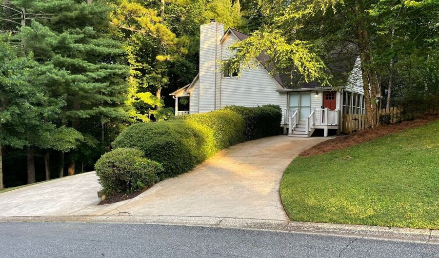 1024 Laurel Lake Dr, Ball Ground, GA 30107 - 4 Beds, 3 Bath
