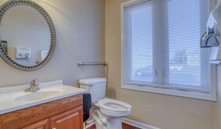 642 S QUEEN St 103, Dover, DE 19904 - 0 Beds, 0 Bath