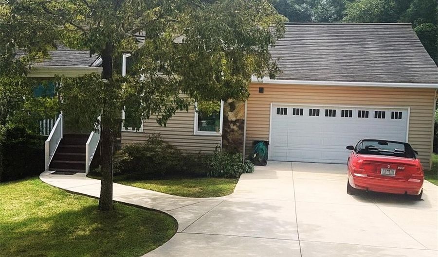 31 Lela Johnson Ln 5, Asheville, NC 28803 - 3 Beds, 3 Bath