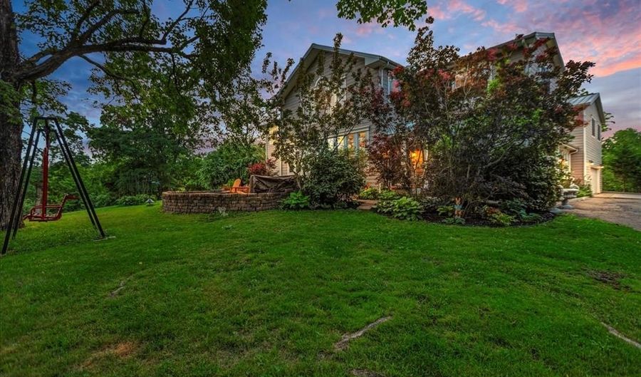 505 Thompson Ln, Arcadia, MO 63621 - 4 Beds, 4 Bath