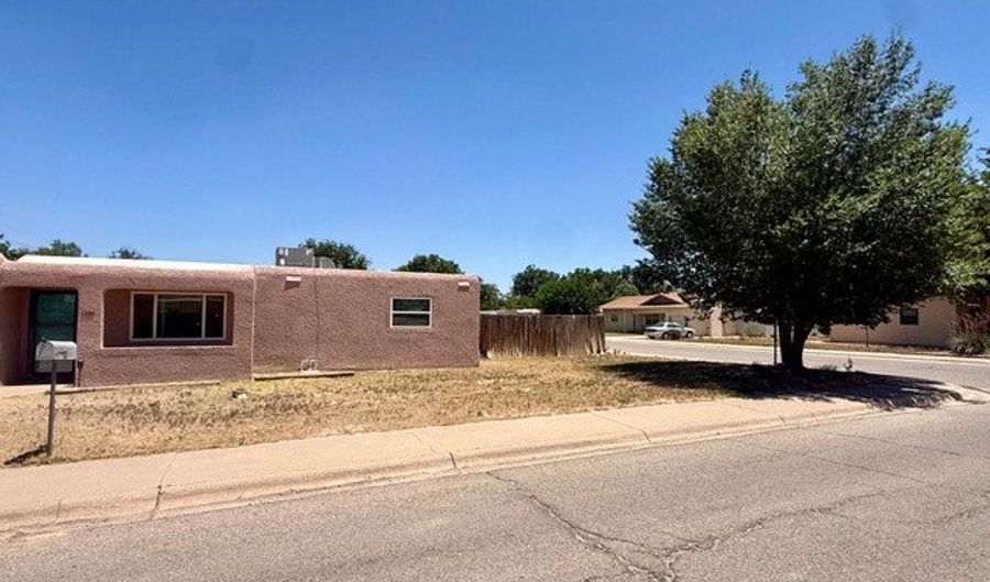 1107 S 11TH St, Artesia, NM 88210 - 3 Beds, 1 Bath