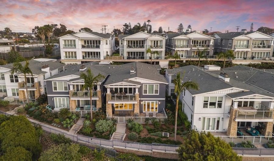 2383 Ocean St, Carlsbad, CA 92008 - 3 Beds, 3 Bath