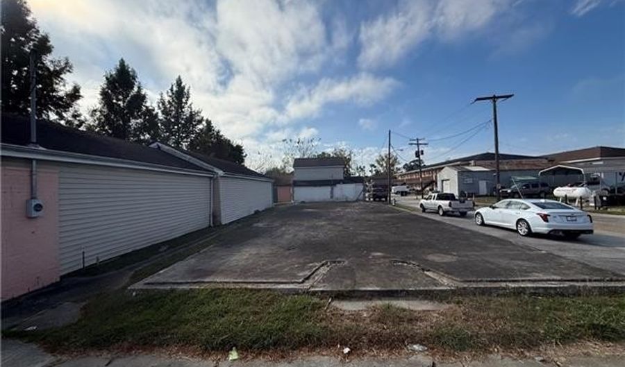 6600 SAINT CLAUDE Ave, Arabi, LA 70032 - 0 Beds, 0 Bath