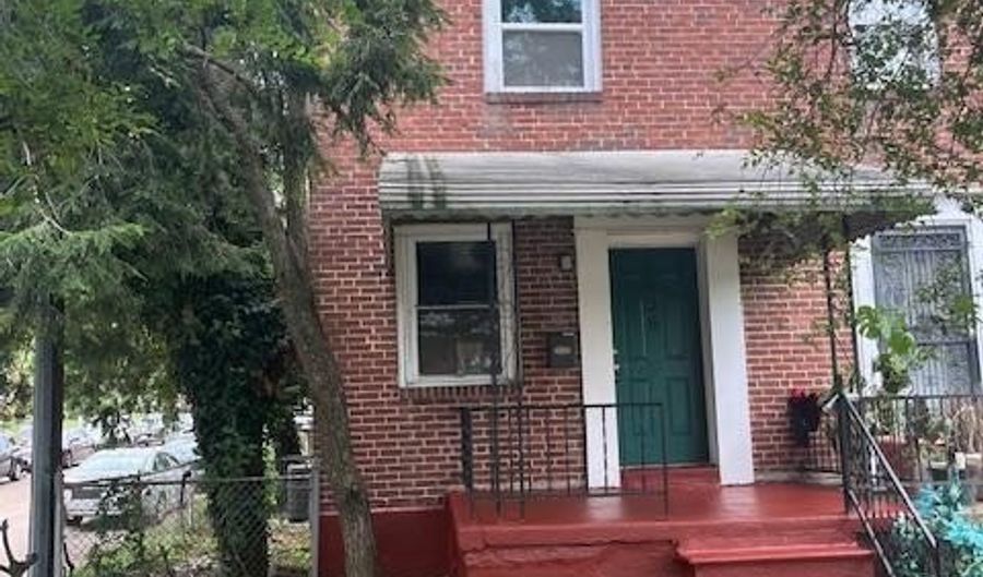2636 W LAFAYETTE Ave W, Baltimore, MD 21216 - 2 Beds, 1 Bath