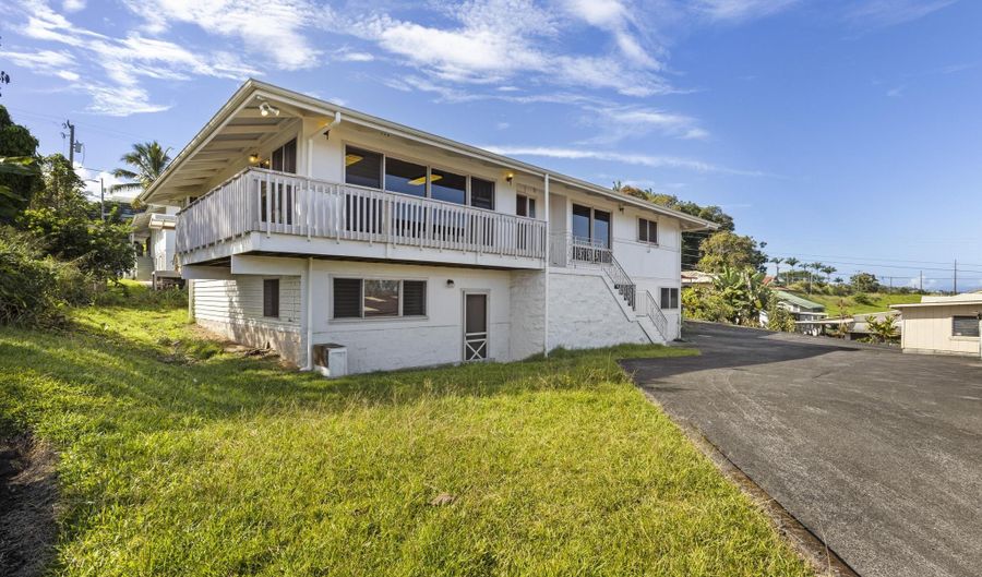 744- A WAINAKU St 2 Units, Hilo, HI 96720 - 5 Beds, 3 Bath