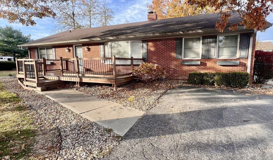 7814 E County Road 200 N, Avon, IN 46123 - 4 Beds, 3 Bath