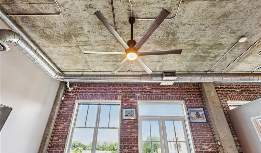 3235 Roswell Rd NE 821, Atlanta, GA 30305 - 2 Beds, 2 Bath
