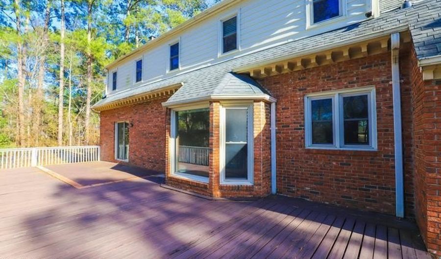 809 Houndslake Dr, Aiken, SC 29803 - 4 Beds, 3 Bath
