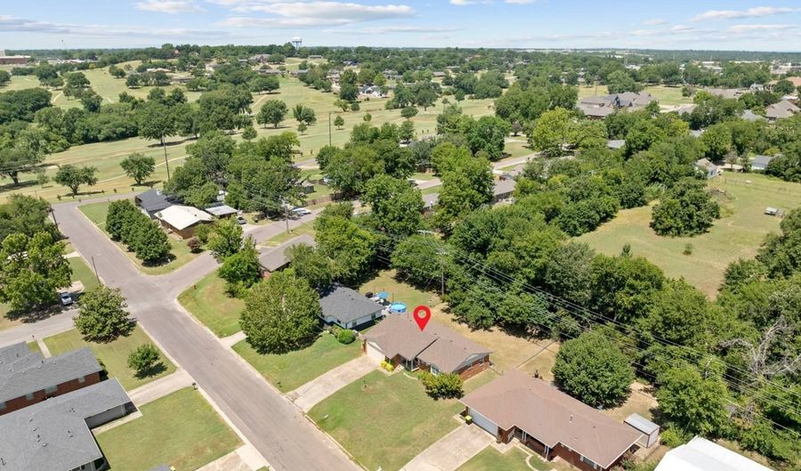 1902 E. 11th St, Ada, OK 74820 - 3 Beds, 2 Bath
