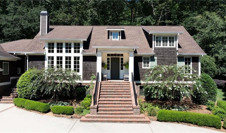 3540 Cochise Dr SE, Atlanta, GA 30339 - 6 Beds, 7 Bath
