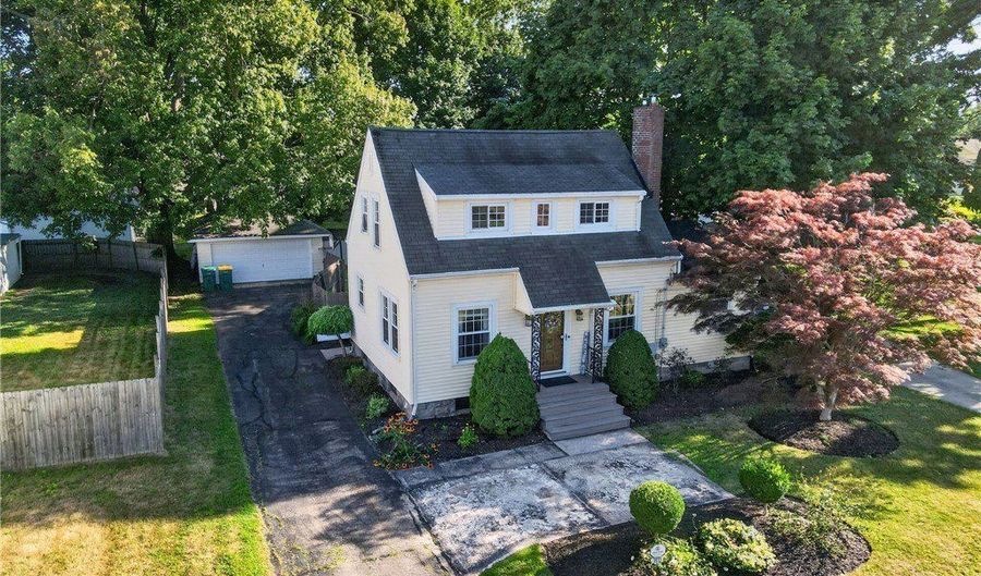 3912 Lake Rd W, Ashtabula, OH 44004 - 4 Beds, 2 Bath