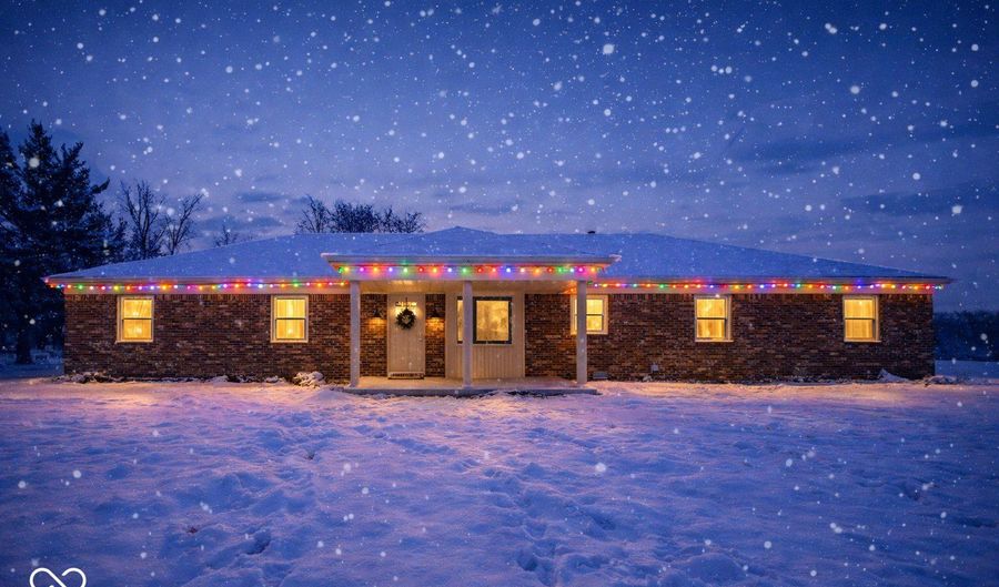 2626 Cherry Ct, Anderson, IN 46013 - 3 Beds, 2 Bath