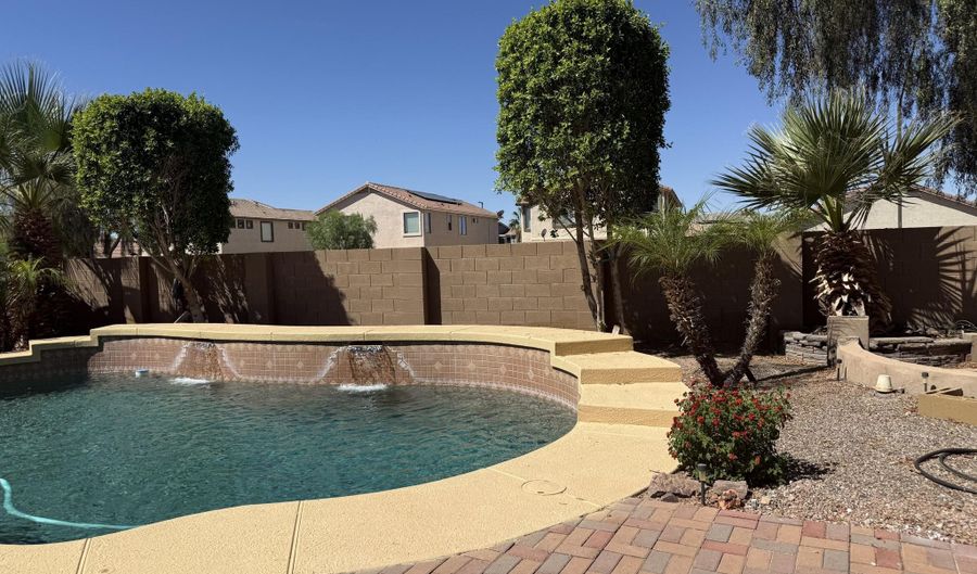 3346 S 256TH Dr, Buckeye, AZ 85326 - 4 Beds, 3 Bath