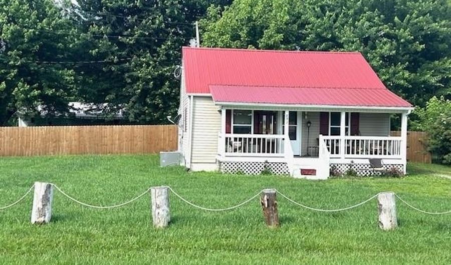 893 Old Celina Rd, Allons, TN 38541 - 2 Beds, 1 Bath