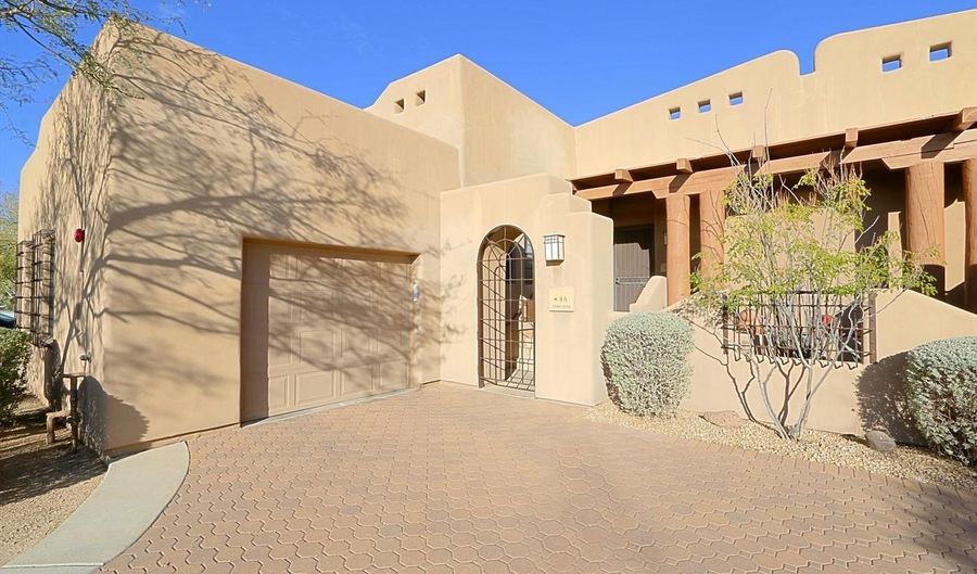 36601 N Mule Train Rd 8A, Carefree, AZ 85377 - 2 Beds, 2 Bath