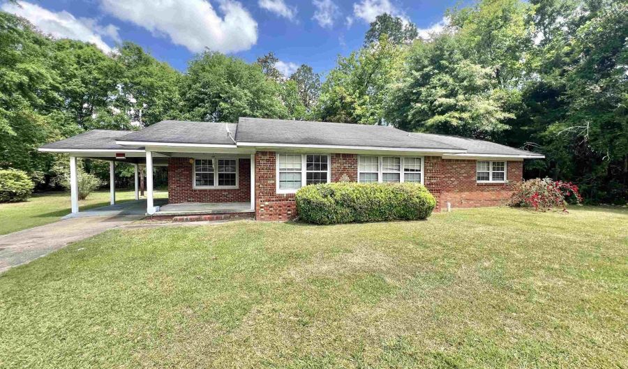 169 E Ashley St, Atmore, AL 36502 - 3 Beds, 2 Bath