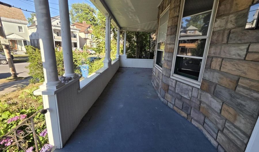 2 Maple Ave, Albany, NY 12208 - 5 Beds, 2 Bath