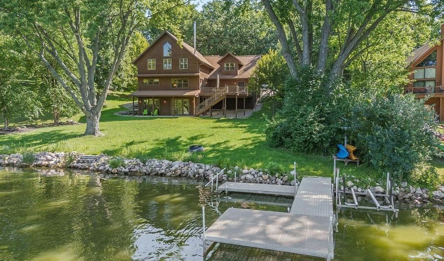 S727 Whippoorwill Court, La Valle, WI 53941 - 4 Beds, 3 Bath