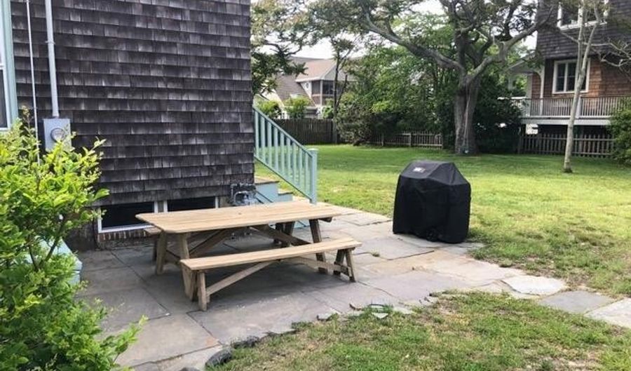 18 Bridge Ave, Bay Head, NJ 08742 - 9 Beds, 6 Bath