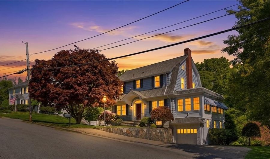 73 Progress St, Lincoln, RI 02865 - 4 Beds, 2 Bath