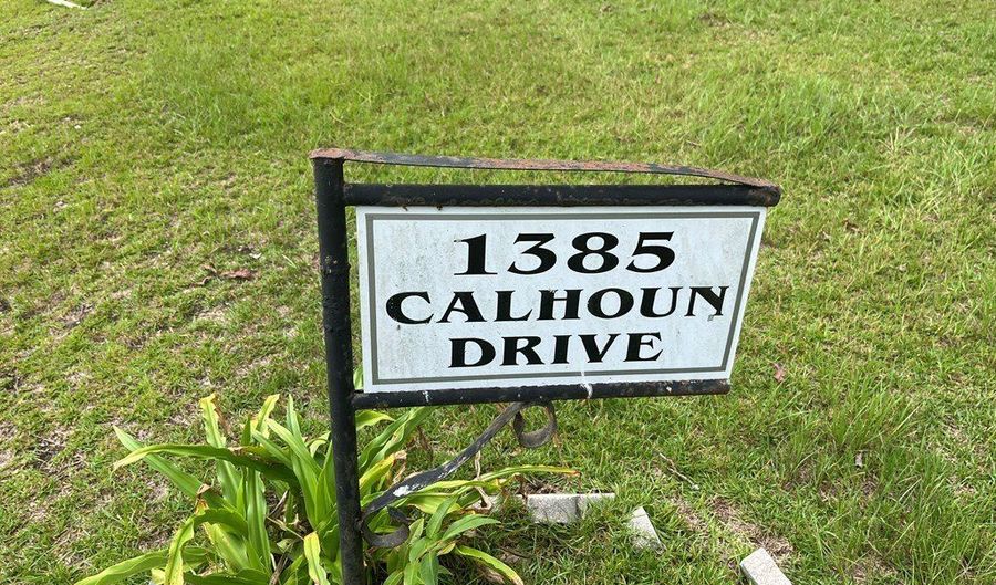 1385 Calhoun Dr, Abbeville, AL 36310 - 3 Beds, 2 Bath