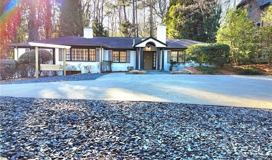 4044 Northside Dr, Atlanta, GA 30342 - 6 Beds, 6 Bath