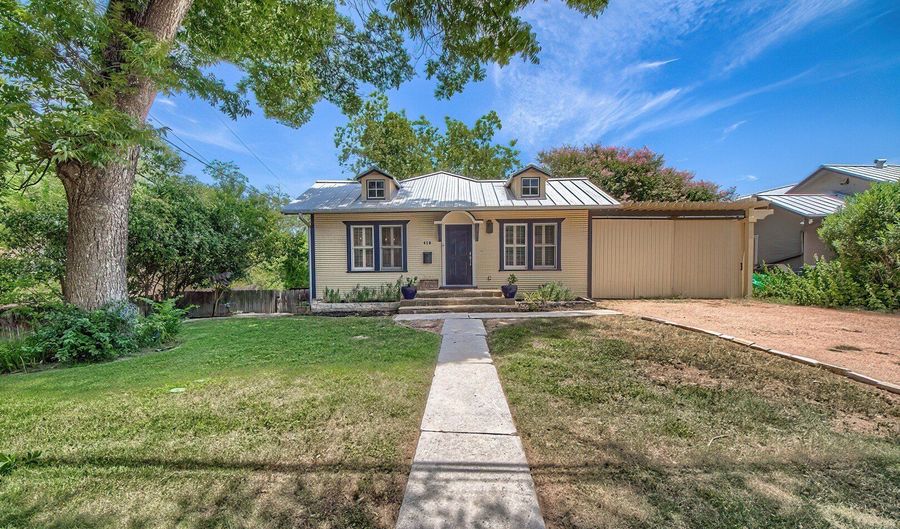 410 Kokomo, Alamo Heights, TX 78209 - 4 Beds, 3 Bath
