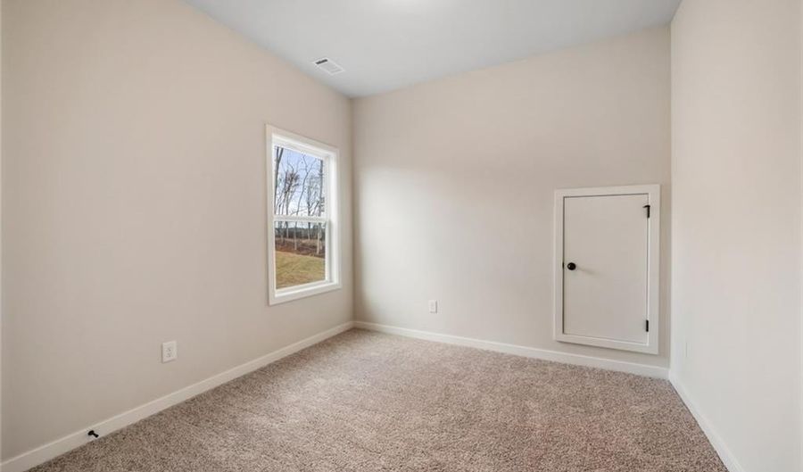 105 Chickadee Ct, Auburn, GA 30011 - 4 Beds, 4 Bath