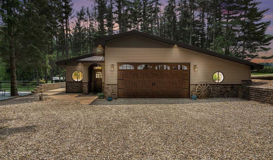 7655 W 50 N, Angola, IN 46703 - 3 Beds, 2 Bath