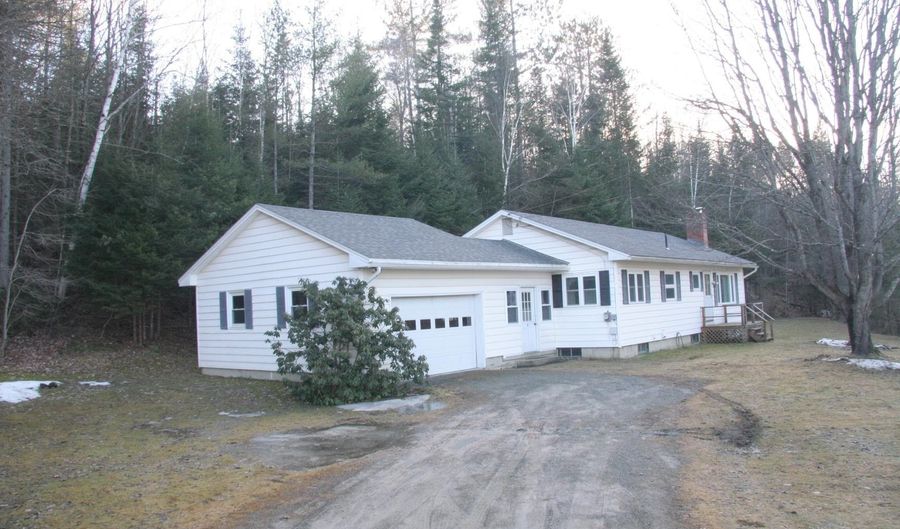 4 Cortland Hill Rd, Waterford, VT 05819 - 3 Beds, 1 Bath