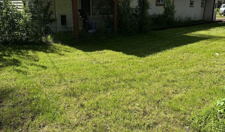 30625 N Pastime St, Athol, ID 83801 - 3 Beds, 1 Bath